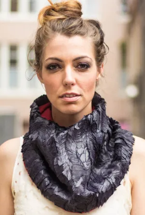 COLLAR SCARF · raven feather fur