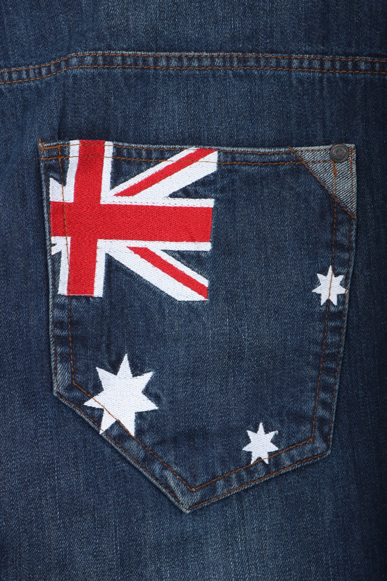 COOGI Australian Flag Embroidered Union Jack Y2K Jeans (46x34)