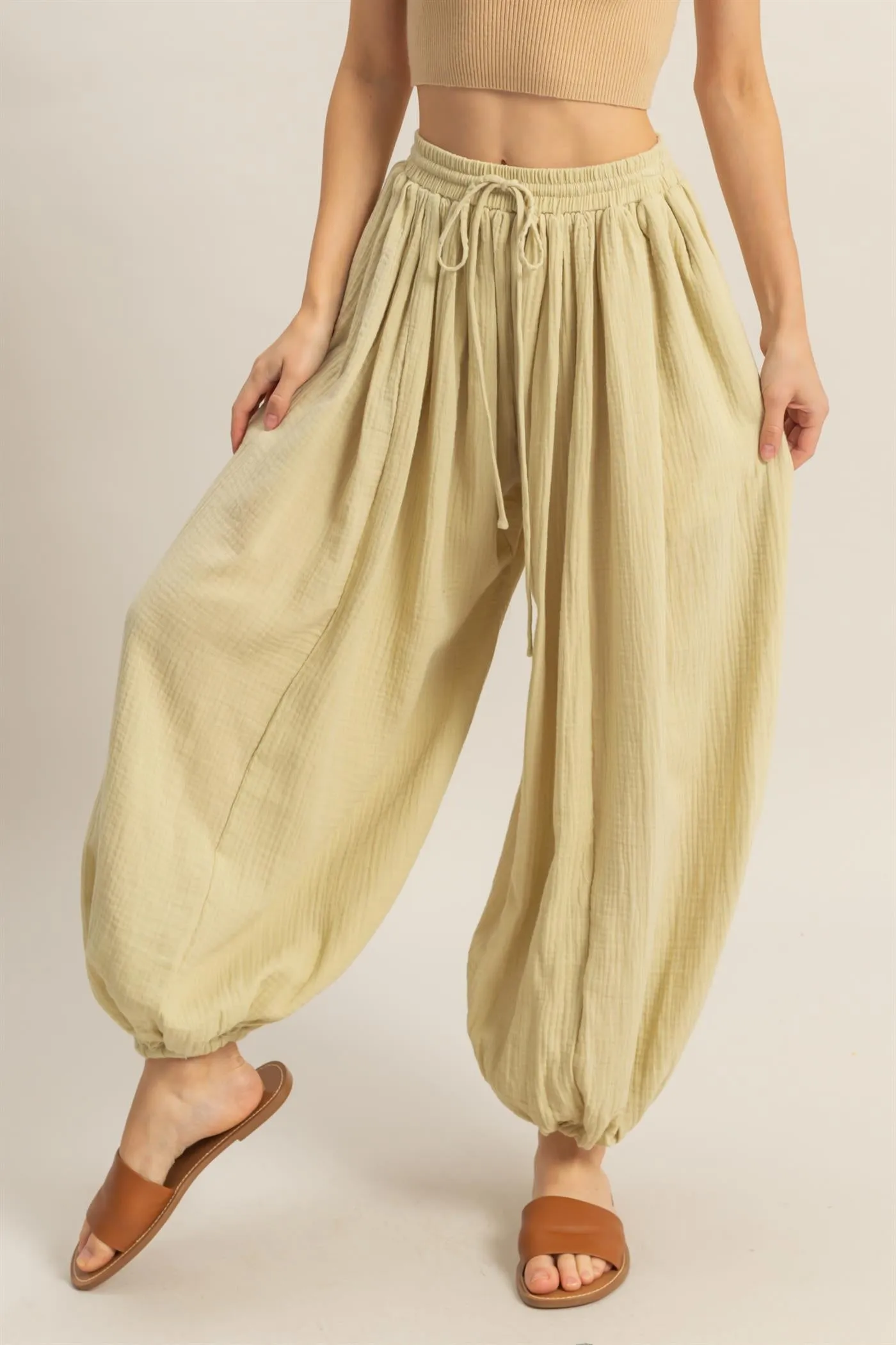 HF25C462-Double Gauze High-Waist Baggy Pants