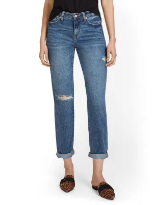 High-Waisted Curvy Dream Boyfriend Jeans - Medium Blue Wash