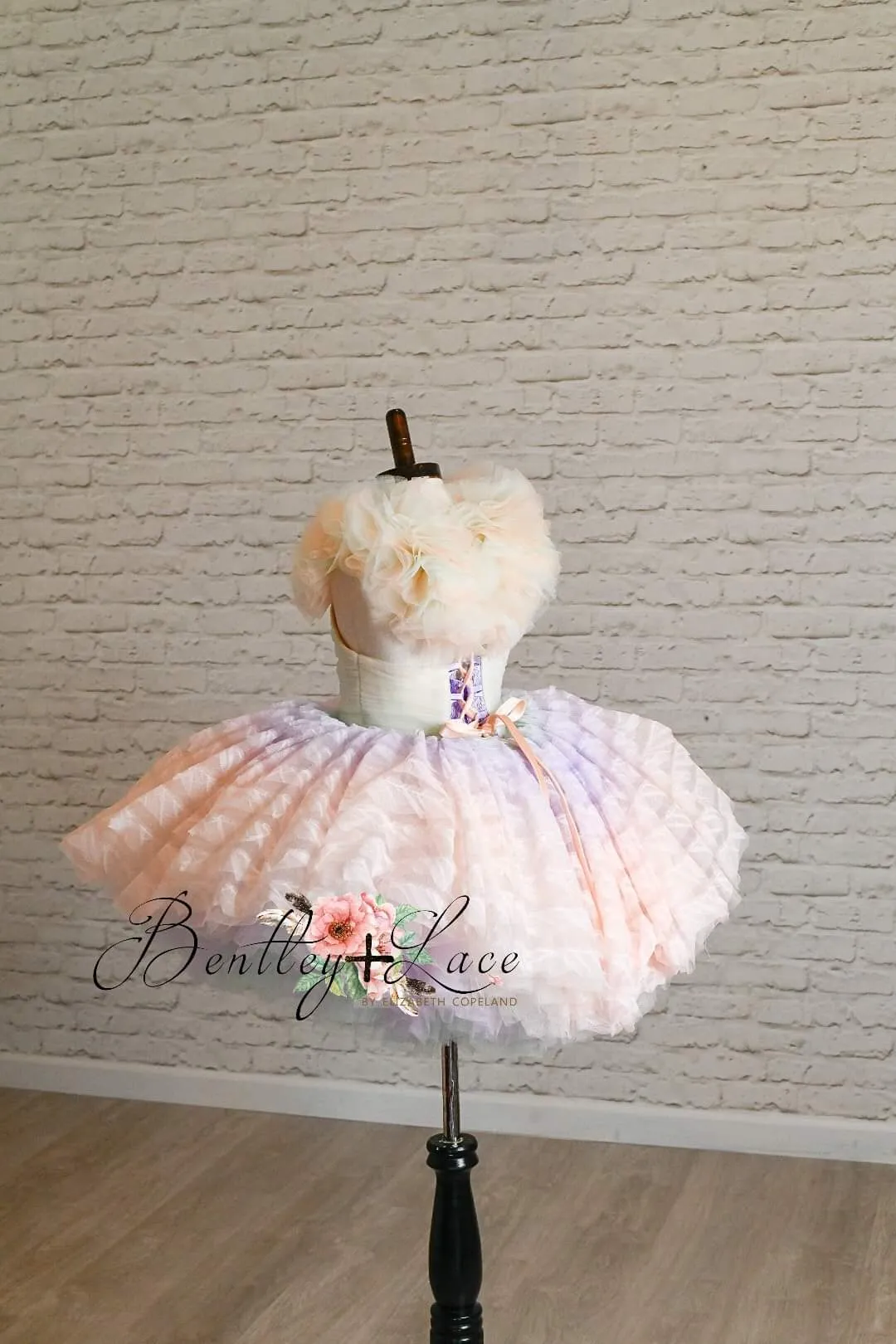 Rainbow ruffles new fits 5-6