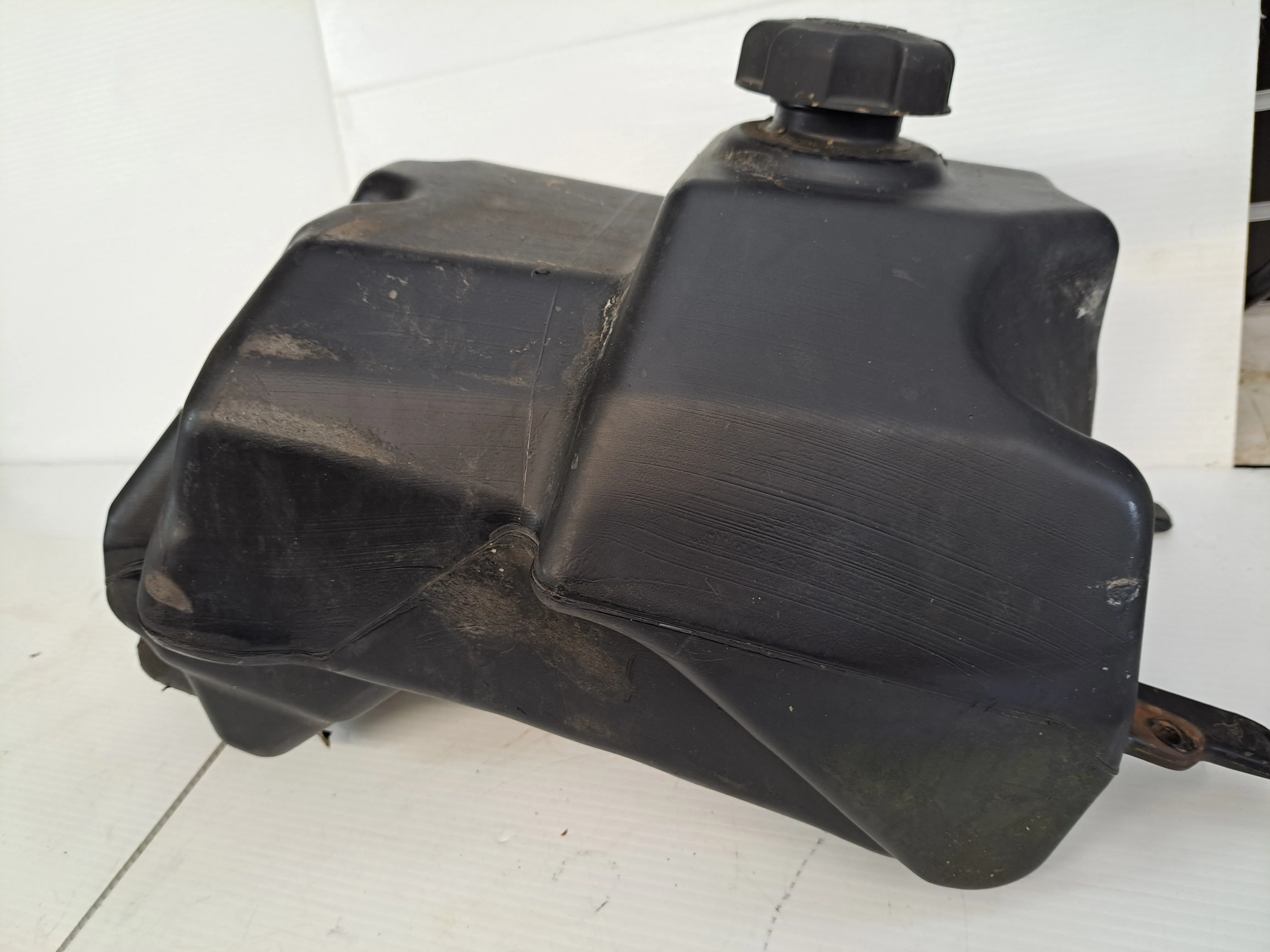 Sportsman 600 Gas tank
